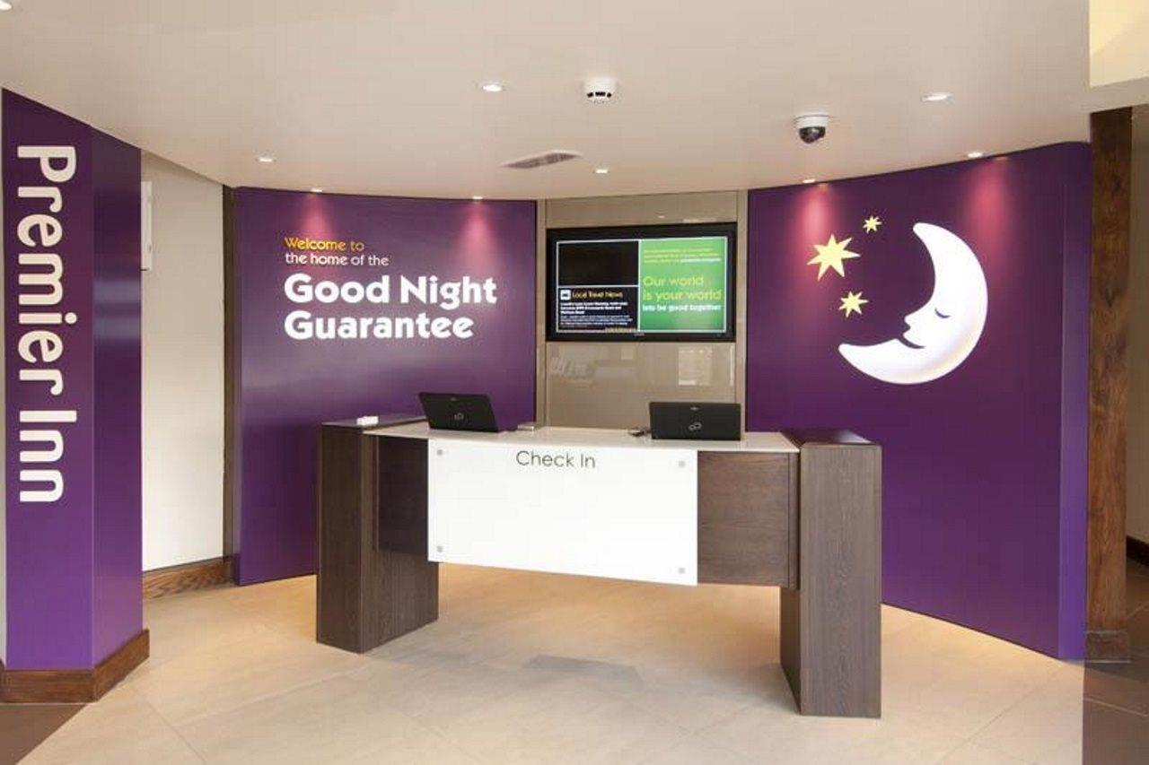 Premier Inn London Dagenham Esterno foto