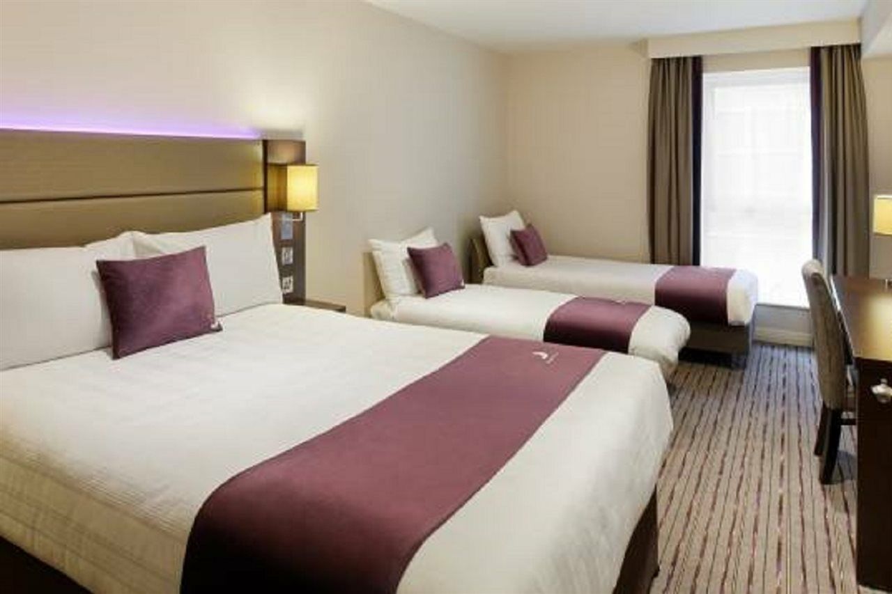 Premier Inn London Dagenham Esterno foto